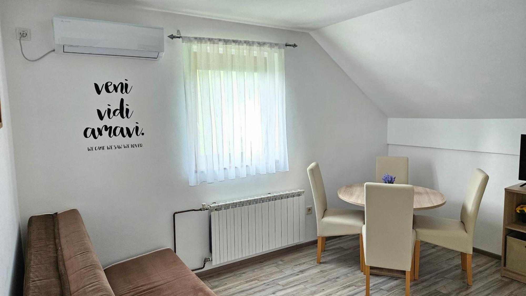 Apartment Andrea Smoljanac Eksteriør billede